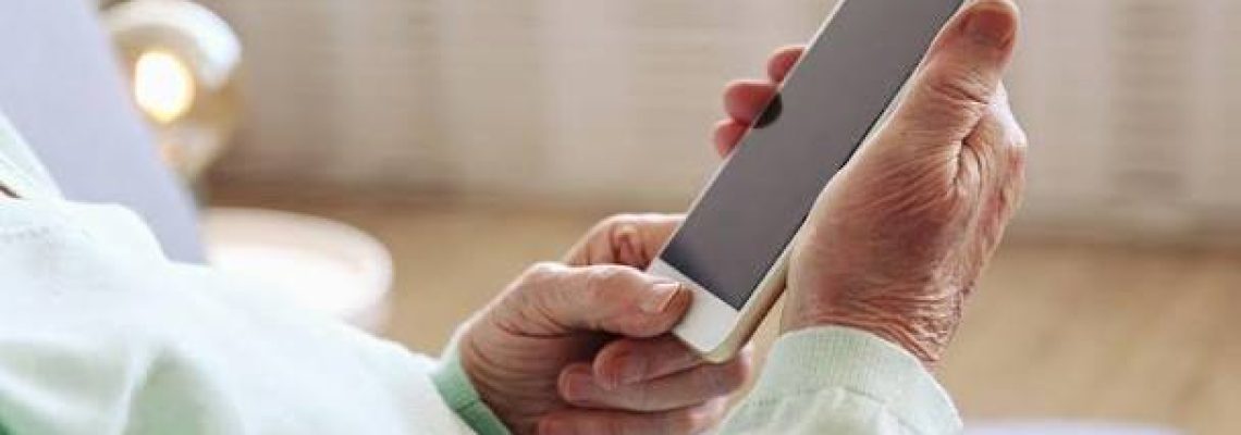cellulari tra gli anziani